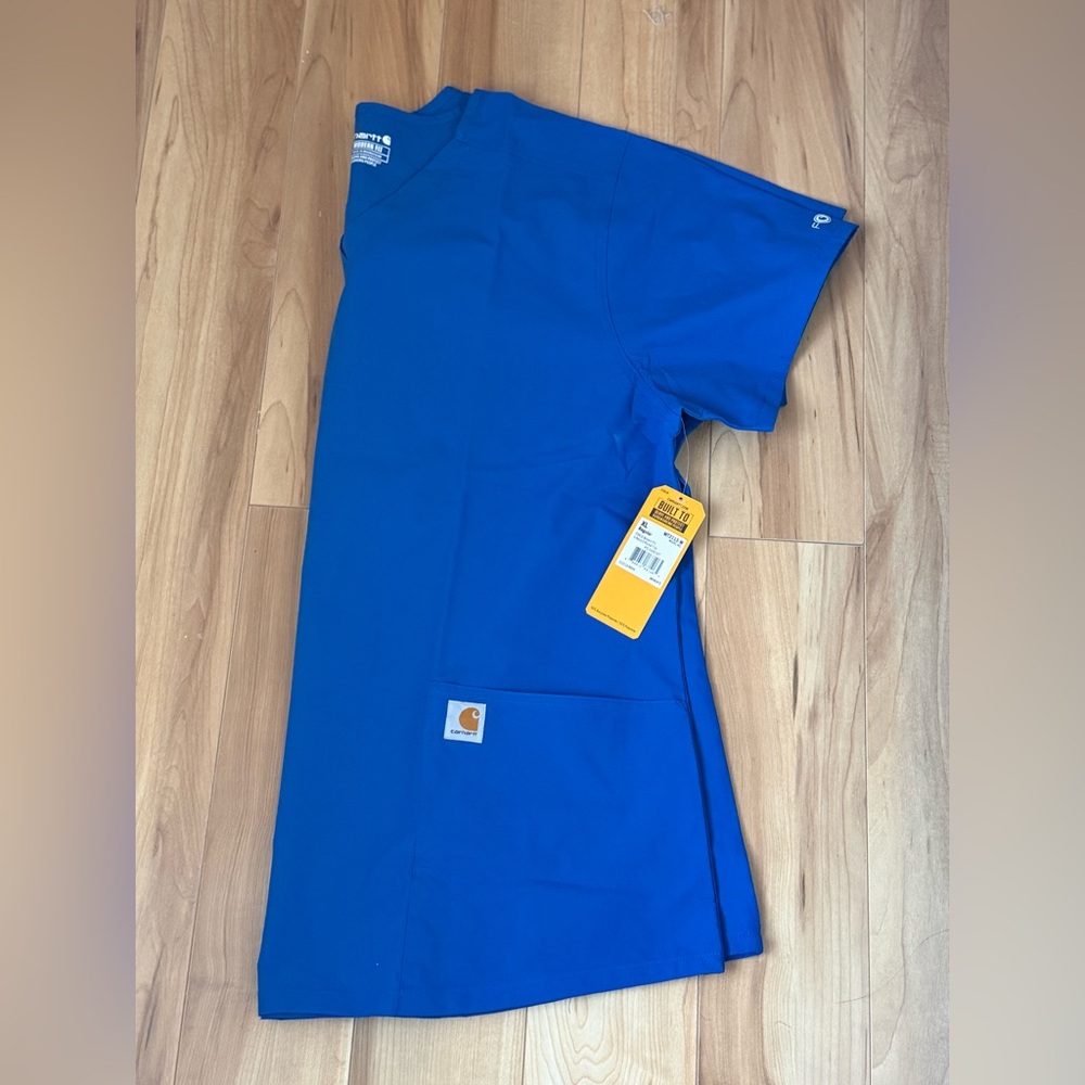CARHARTT | *NWT* scrub top XL